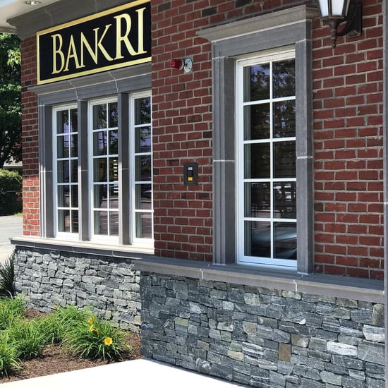American Mist Ledgestone Exterior Accent