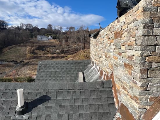 Colonial Tan Ledgestone Thinstone Veneer Chimney