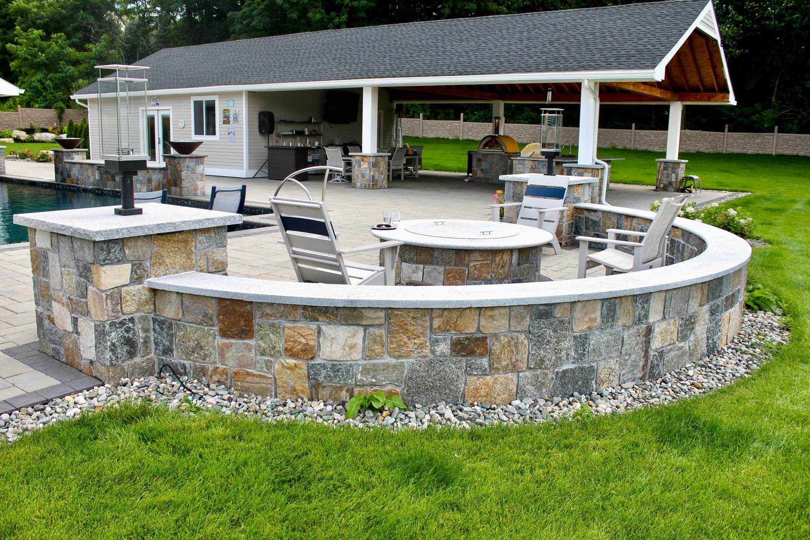 5 Stunning Natural Stone Ideas for Outdoor Living Spaces
