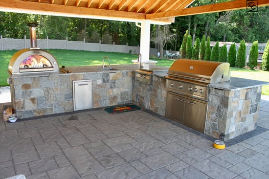 CT Blend Roughly Squares & Rectangles Outdoor Kitchen