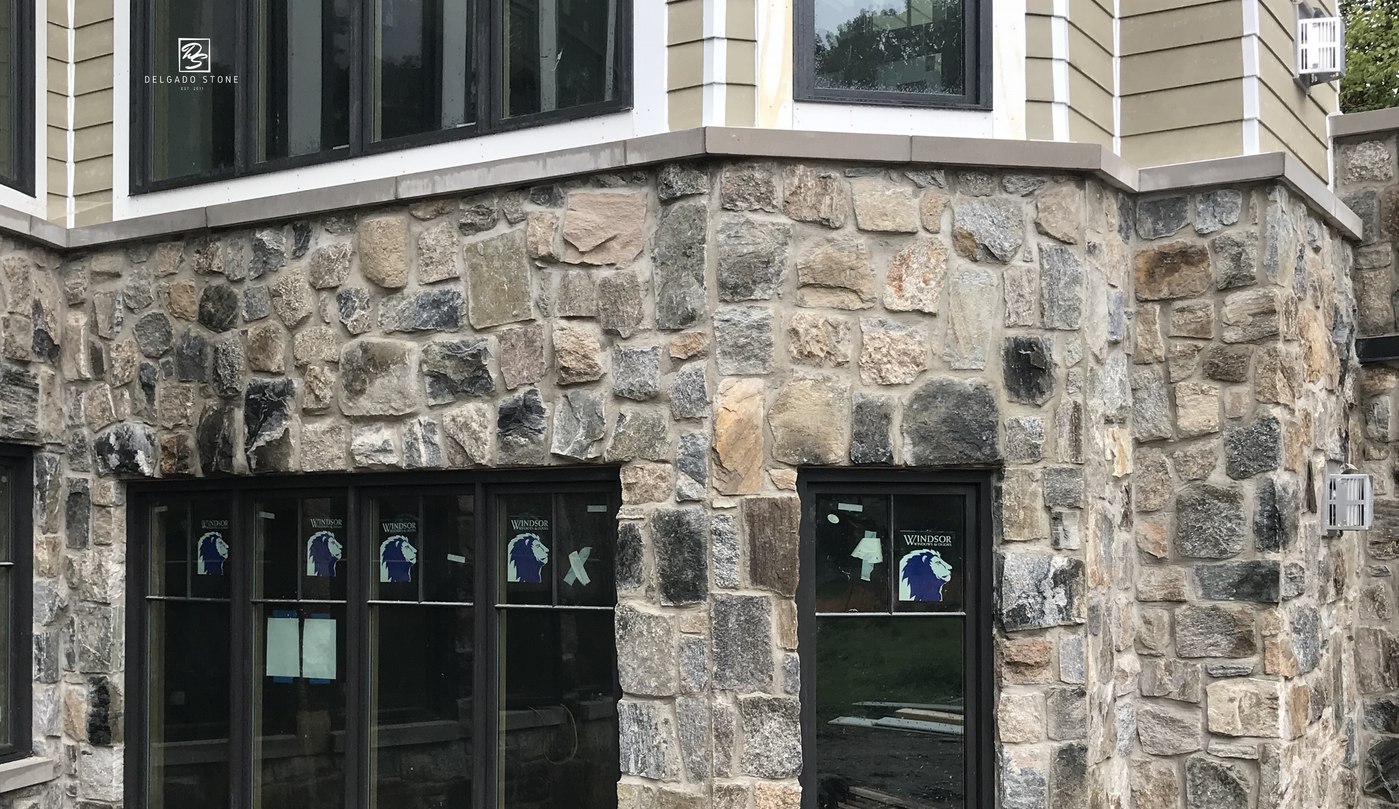 Old New England Wall Natural Stone Siding