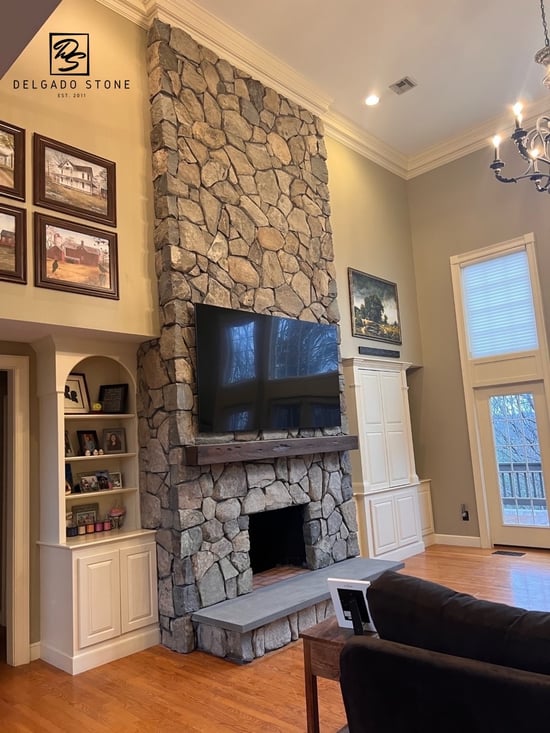 Fieldstone Dark Mosaic Thinstone Veneer Fireplace