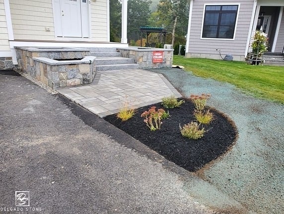 Connecticut Blend Square and Rectangle Stone Veneer