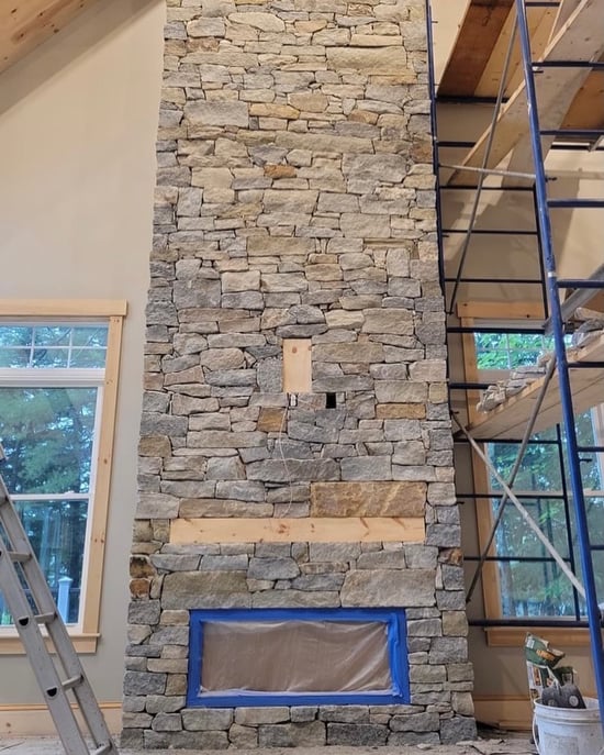 Connecticut blend in the ashlar pattern fireplace