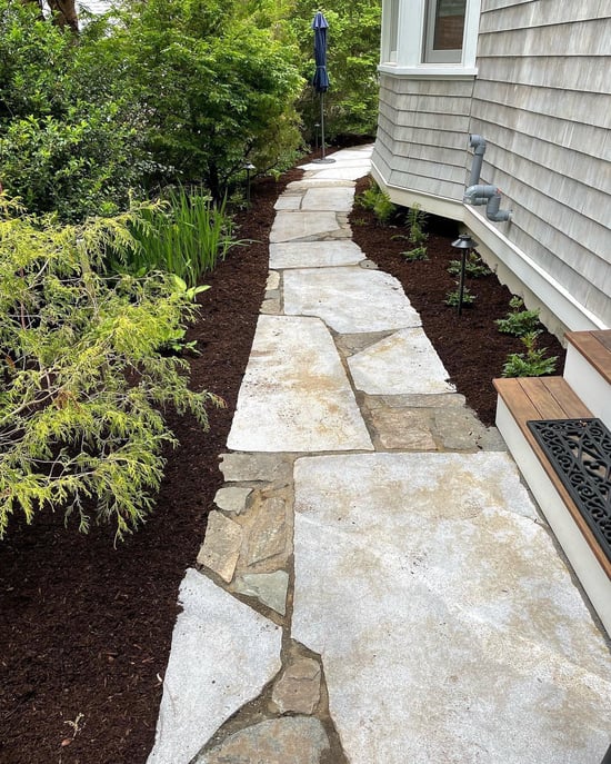Fitzwilliam Flagstone alternated with fieldstone
