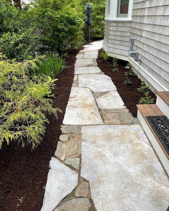 Fitzwilliam Flagstone alternated with fieldstone