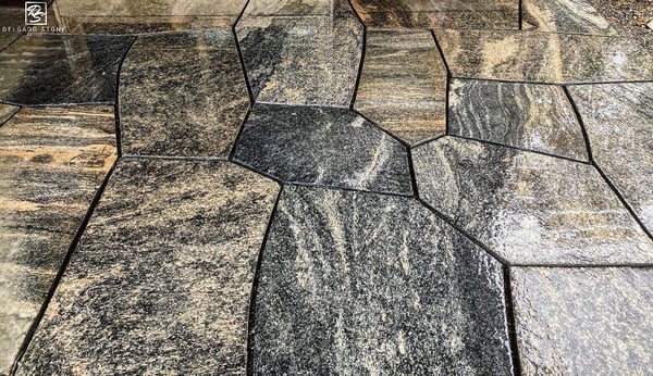 Liberty Hill Sawn Flagstone Patio
