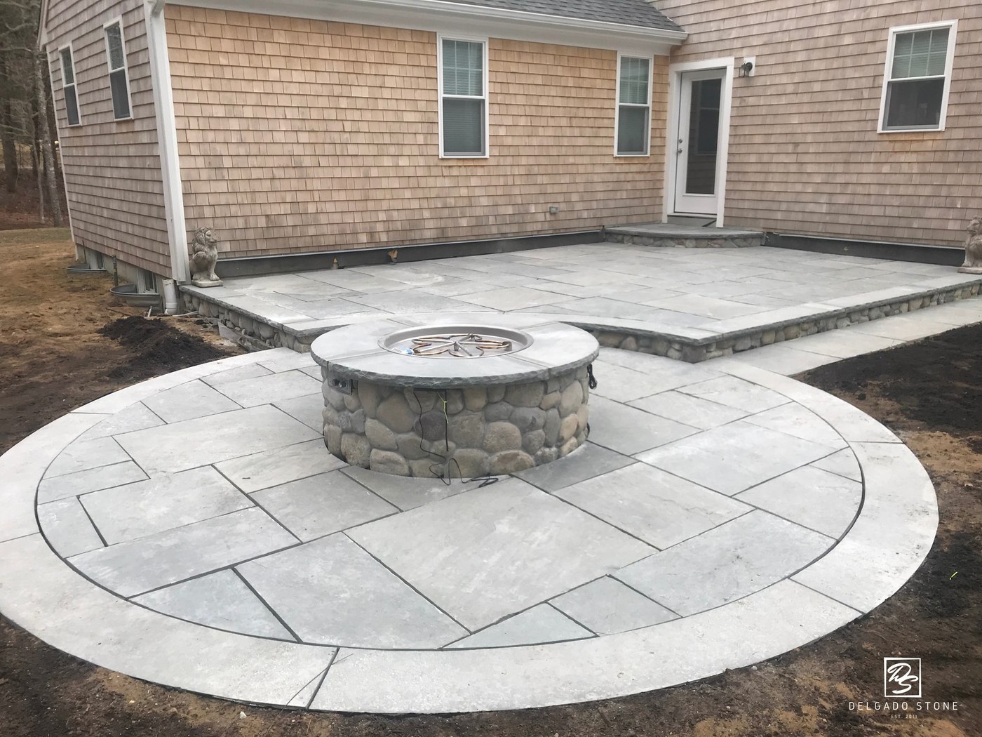 Natural Stone Rounds Fire pit