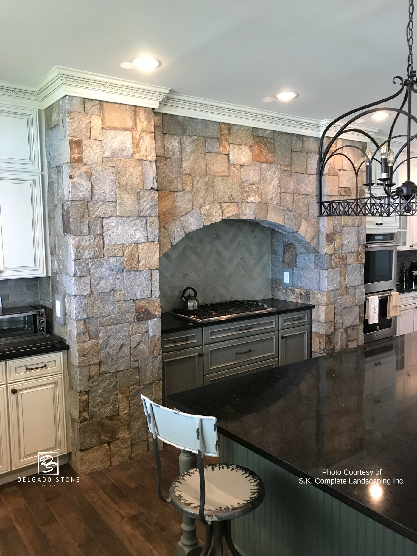 Nutmeg Ridge Squares and Rectangles Natural Stone kitchen