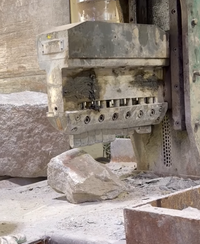 Shaping Natural Thinstone Veneer with Delgado Stone