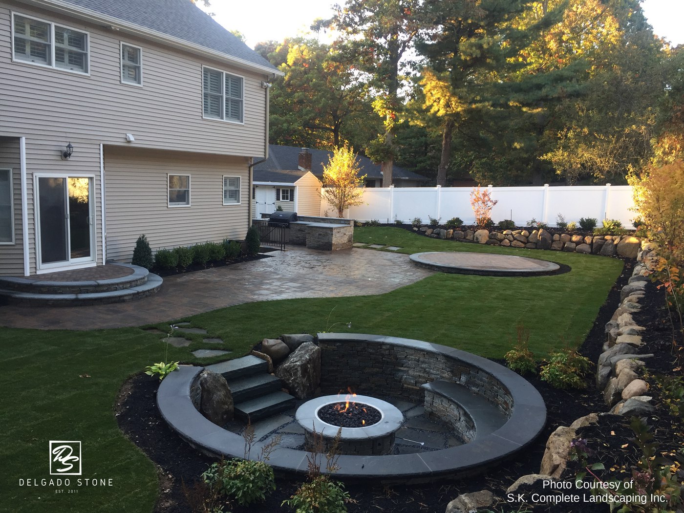 Spruce Mountain Ledge fire pit, risers and outdoor kitchen