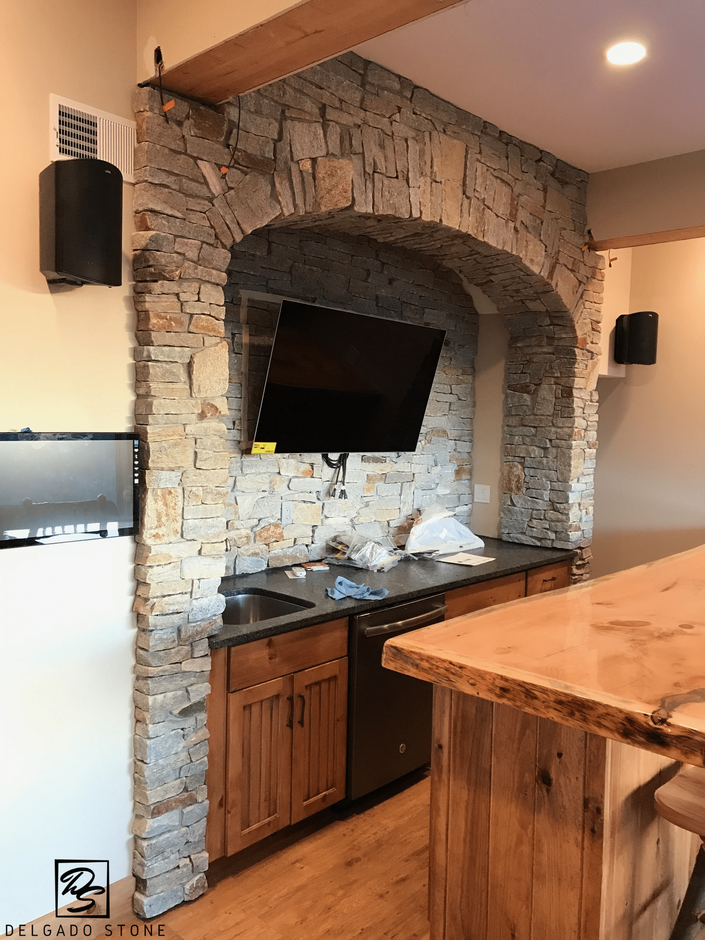 Spruce Mountain Ledge Natural Stone Kitchen