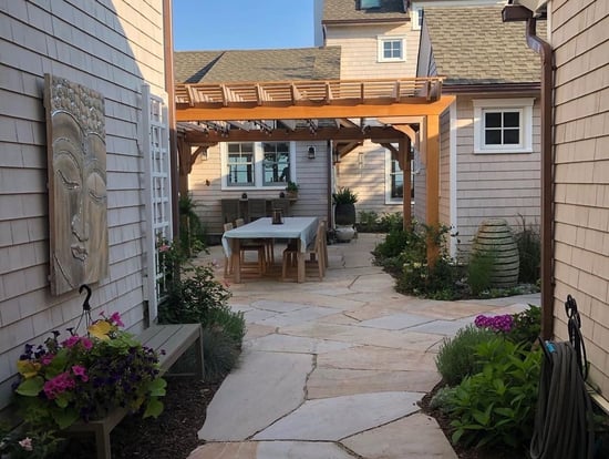 Sterling Tan Sawn Flagstone Patio